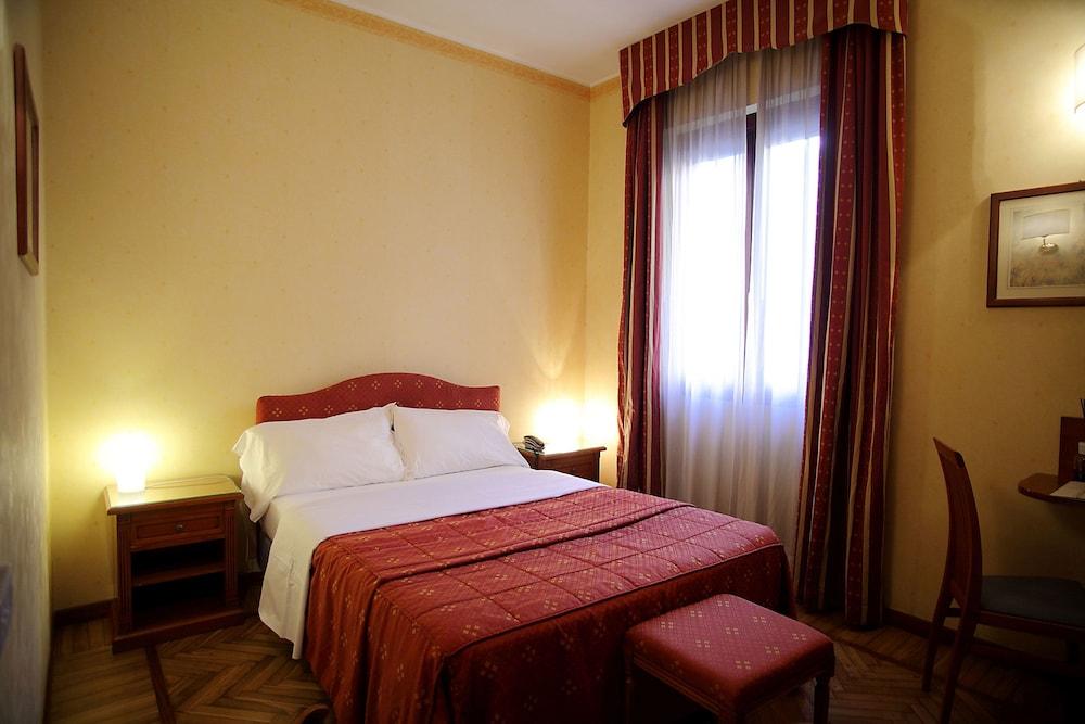 Hotel Cavour ราปาลโล ภายนอก รูปภาพ