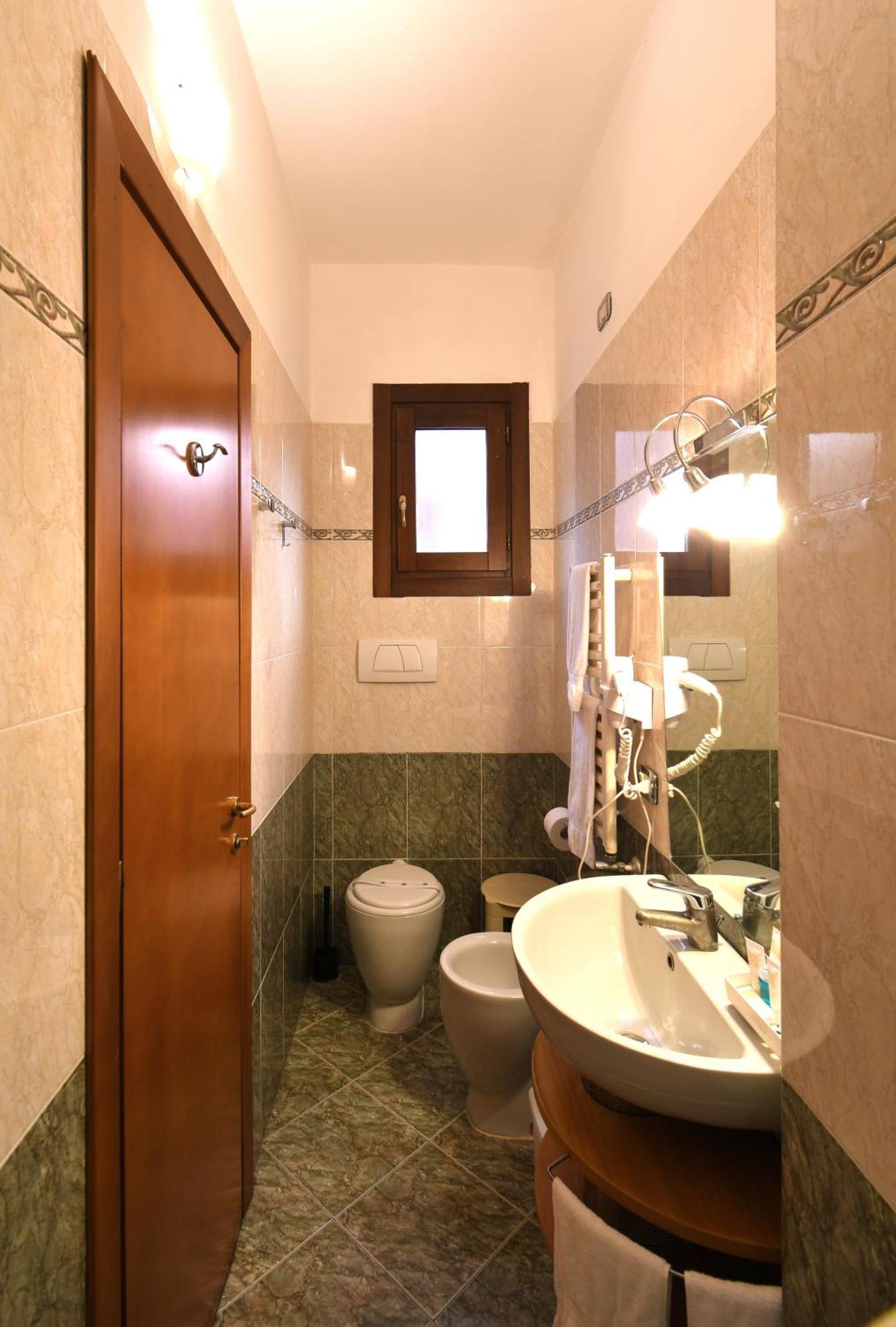 Hotel Cavour ราปาลโล ภายนอก รูปภาพ