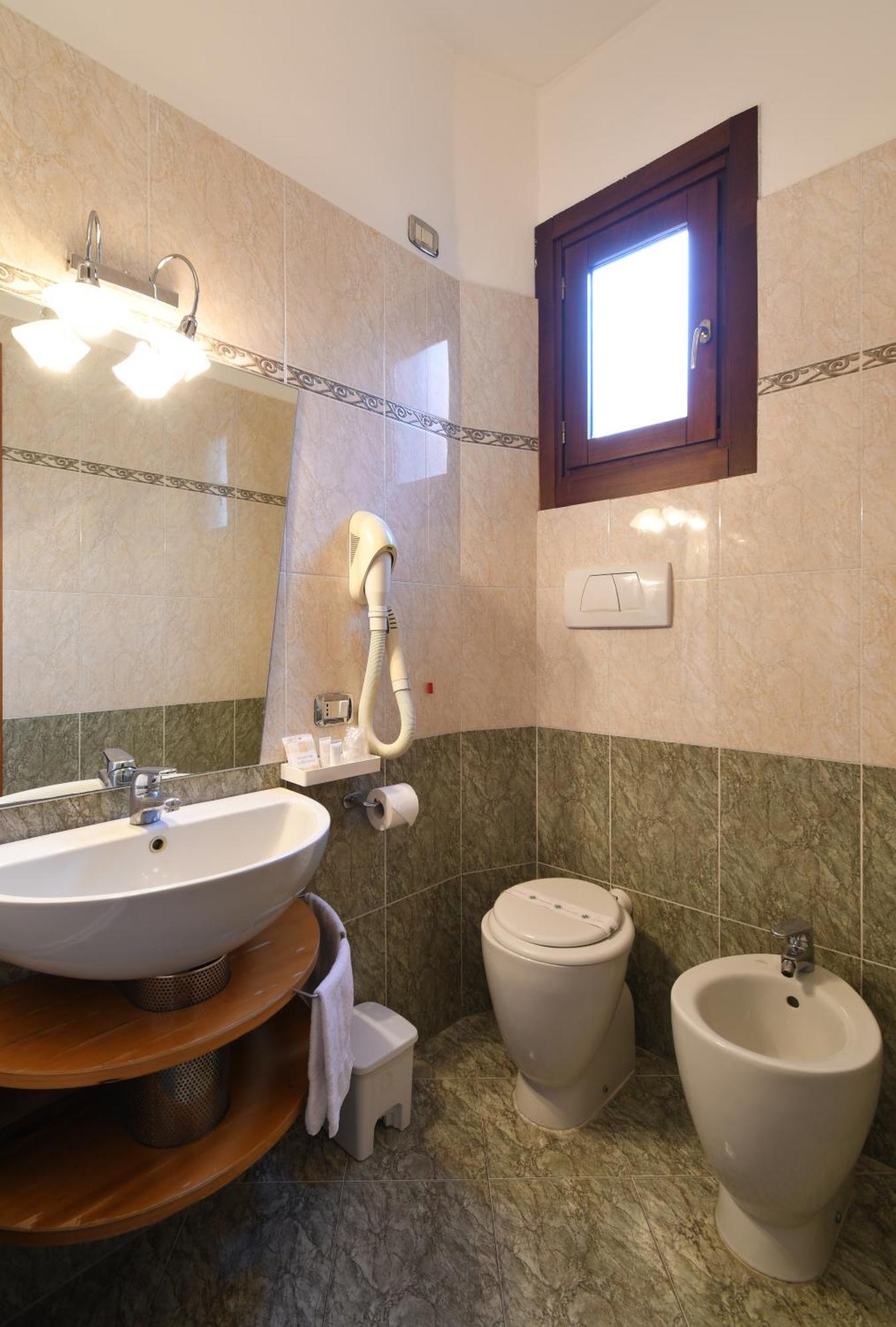 Hotel Cavour ราปาลโล ภายนอก รูปภาพ