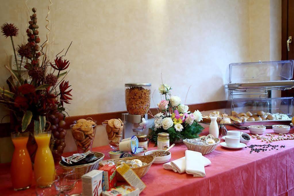 Hotel Cavour ราปาลโล ภายนอก รูปภาพ