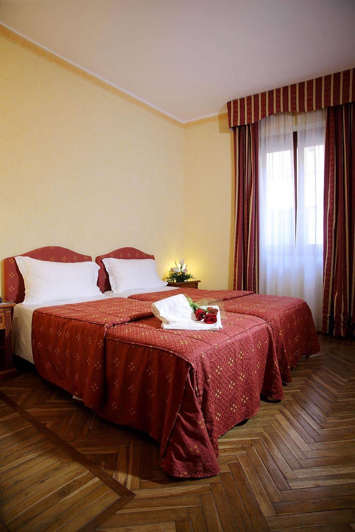 Hotel Cavour ราปาลโล ภายนอก รูปภาพ